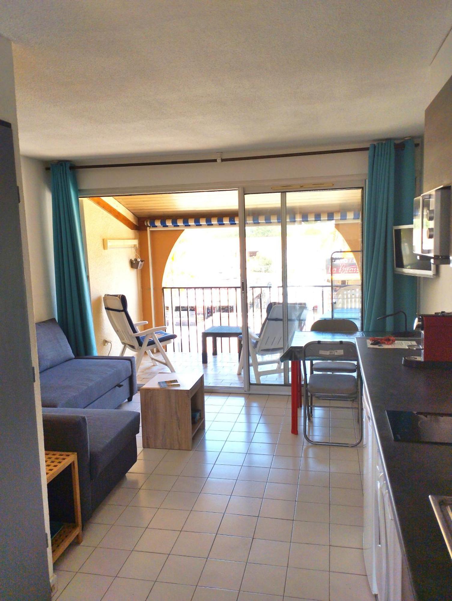 Appartement Vias-Plage Exteriör bild